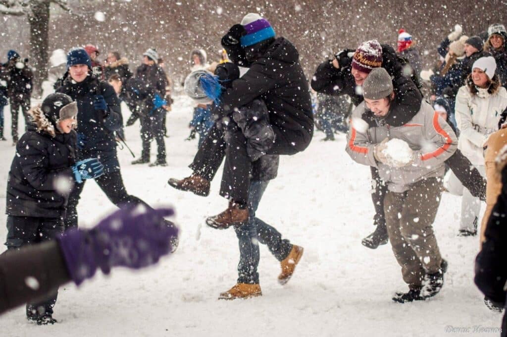 Snowball Slammers